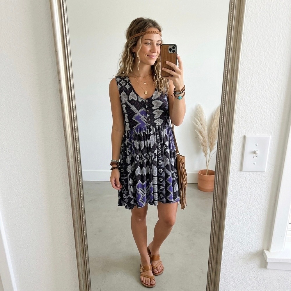 Free People Sleeveless Mini Dress S Purple Geometric Aztec Print V-Neck Boho